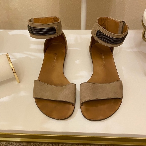 Paul Green Shoes - Paul Green Taupe Sandals Size US 9 (UK 5.5)